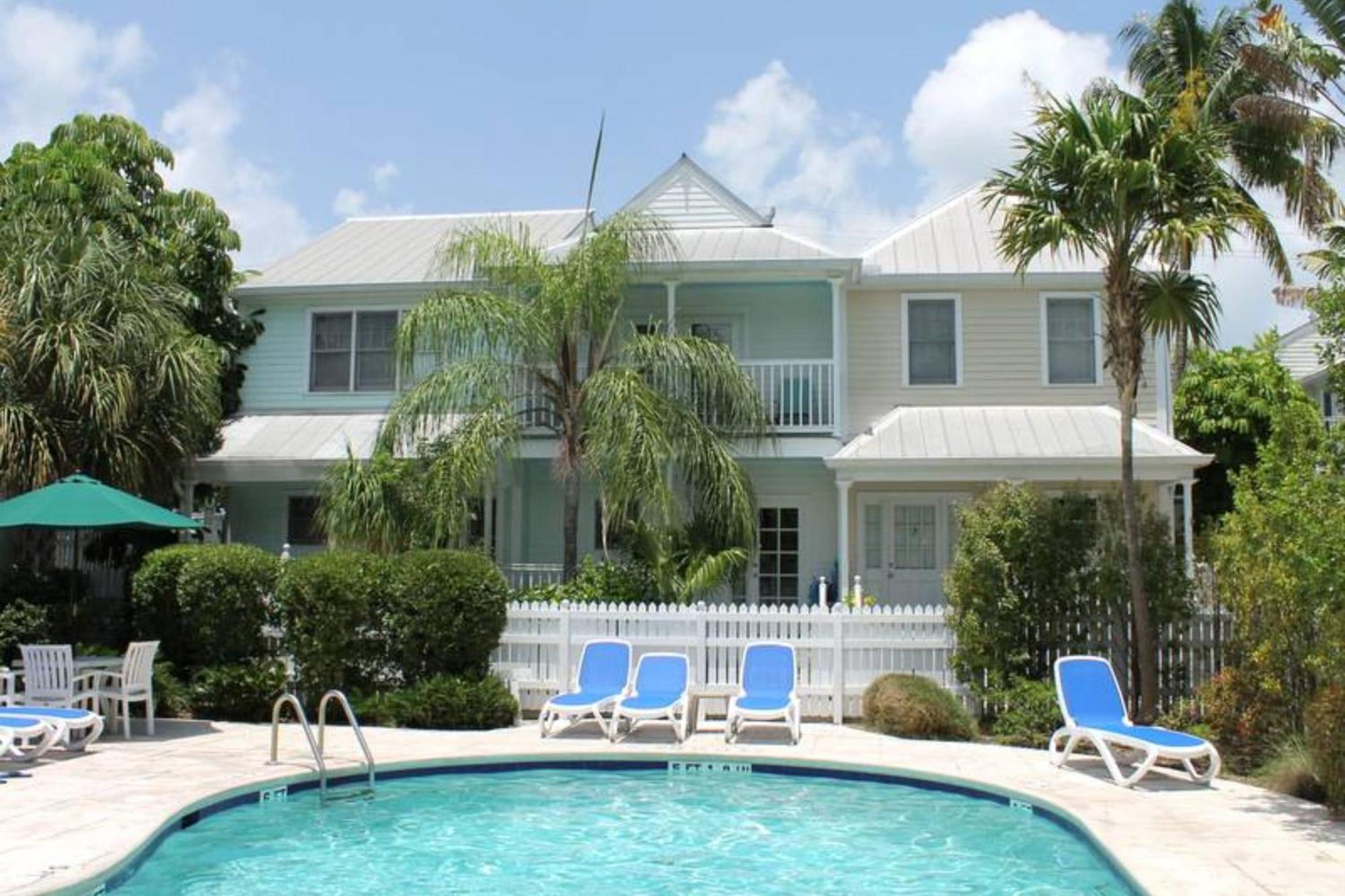 Southard Getaway By Avantstay W Covered Patio Great Location Shared Pool Week Long Stays Key West Luaran gambar